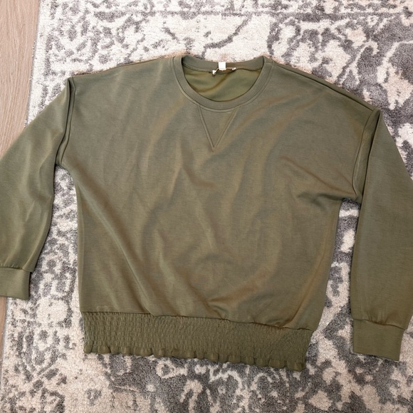 Cynthia Rowley Bonded Sweatshirt Elastic Hem Waist  size: L Sage Green - Picture 2 of 2